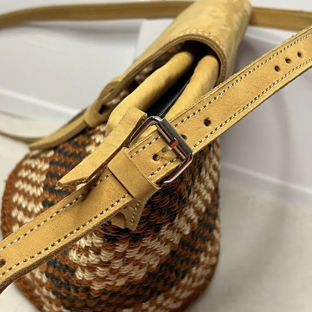 SAWA SAWA Waves on Earth Handmade Striped Sisal Tote Crossbody Purse Strap - Picture 3 of 13